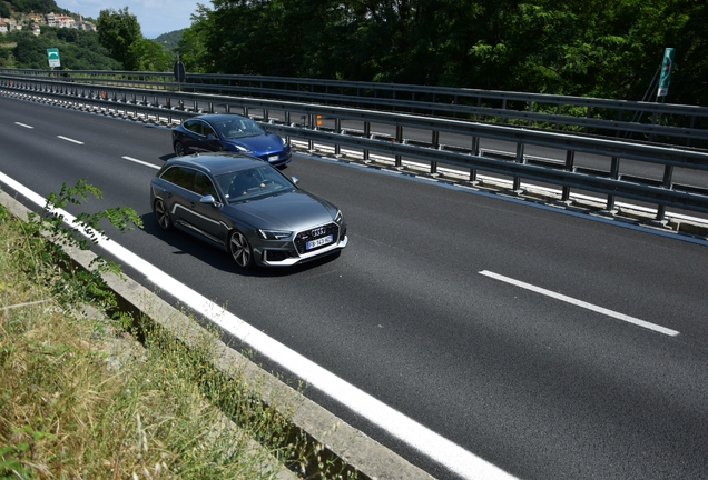 Audi RS4 Avant B9
