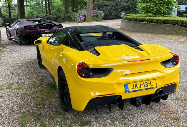 Ferrari 488 Spider