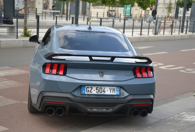 Ford Mustang Dark Horse 2024