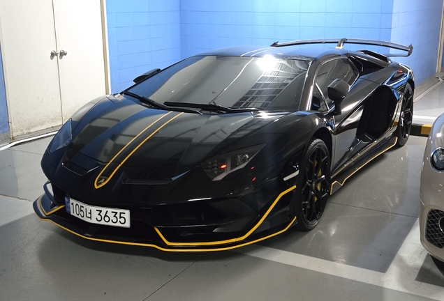 Lamborghini Aventador LP770-4 SVJ Roadster