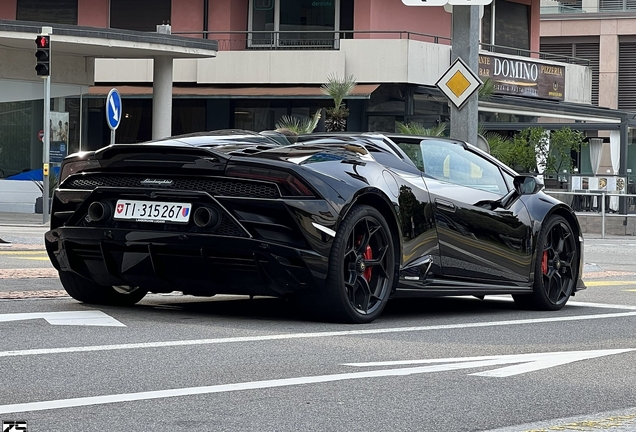 Lamborghini Huracán LP640-4 EVO Spyder