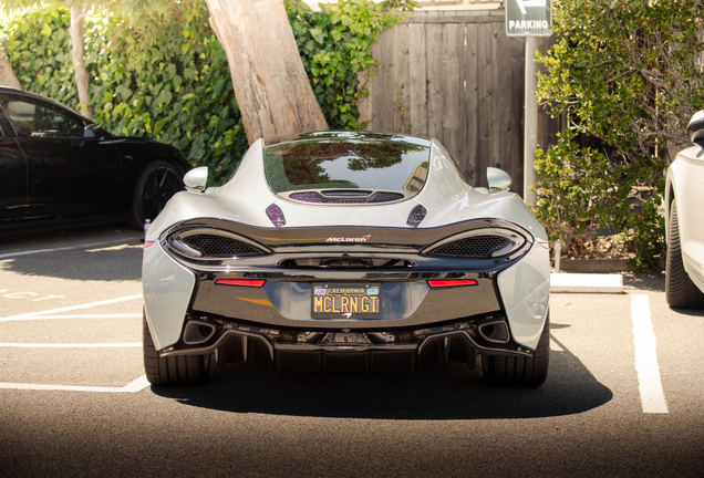 McLaren 570GT