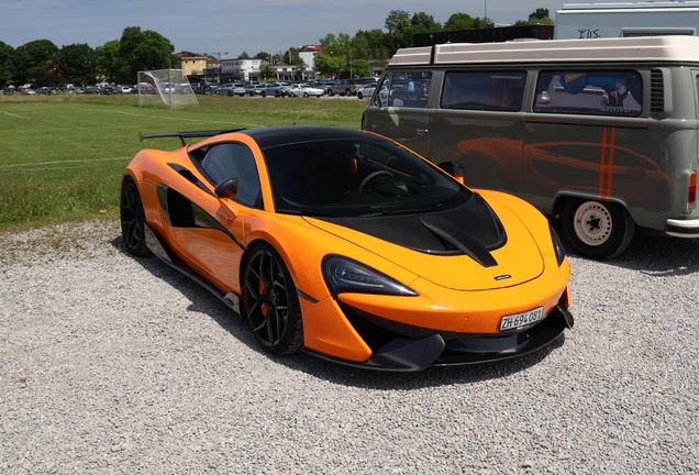 McLaren 570S