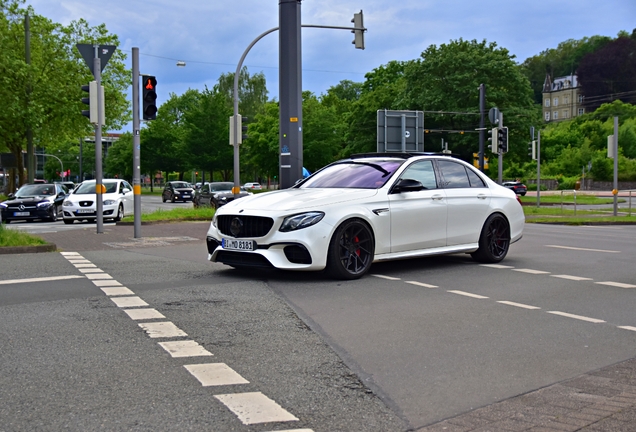 Mercedes-AMG E 63 S W213