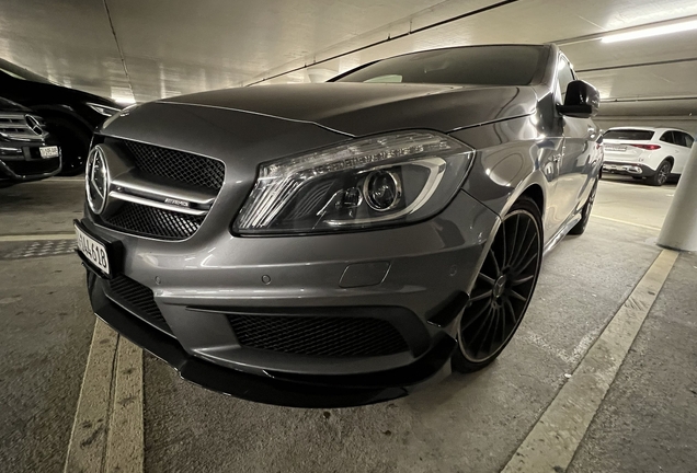 Mercedes-Benz A 45 AMG