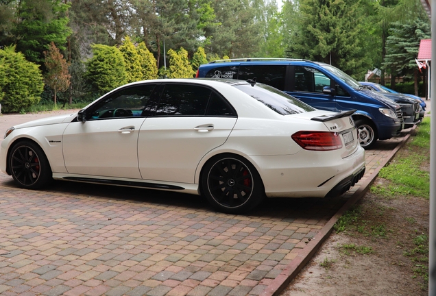 Mercedes-Benz E 63 AMG S W212