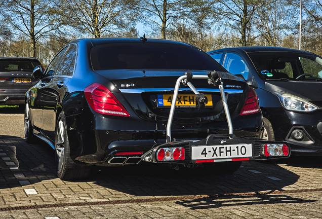 Mercedes-Benz S 63 AMG V222