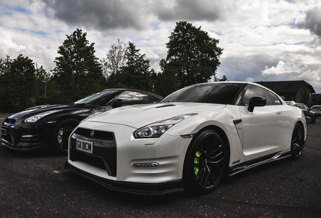 Nissan GT-R 2015