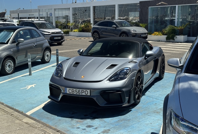 Porsche 718 Spyder RS