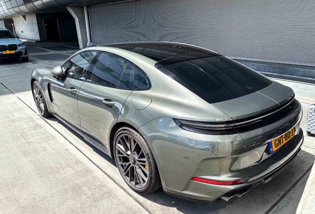 Porsche 972 Panamera Turbo S E-Hybrid