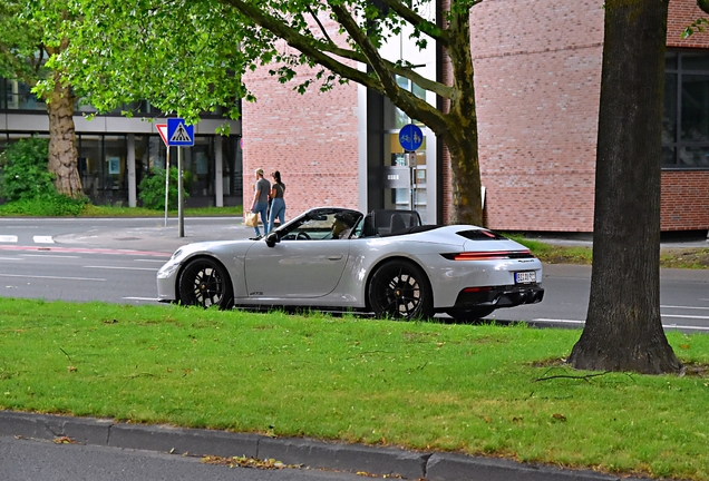 Porsche 992 Carrera 4 GTS Cabriolet MkII
