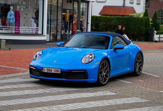 Porsche 992 Carrera 4S Cabriolet MkI