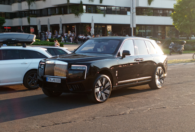 Rolls-Royce Cullinan Series II
