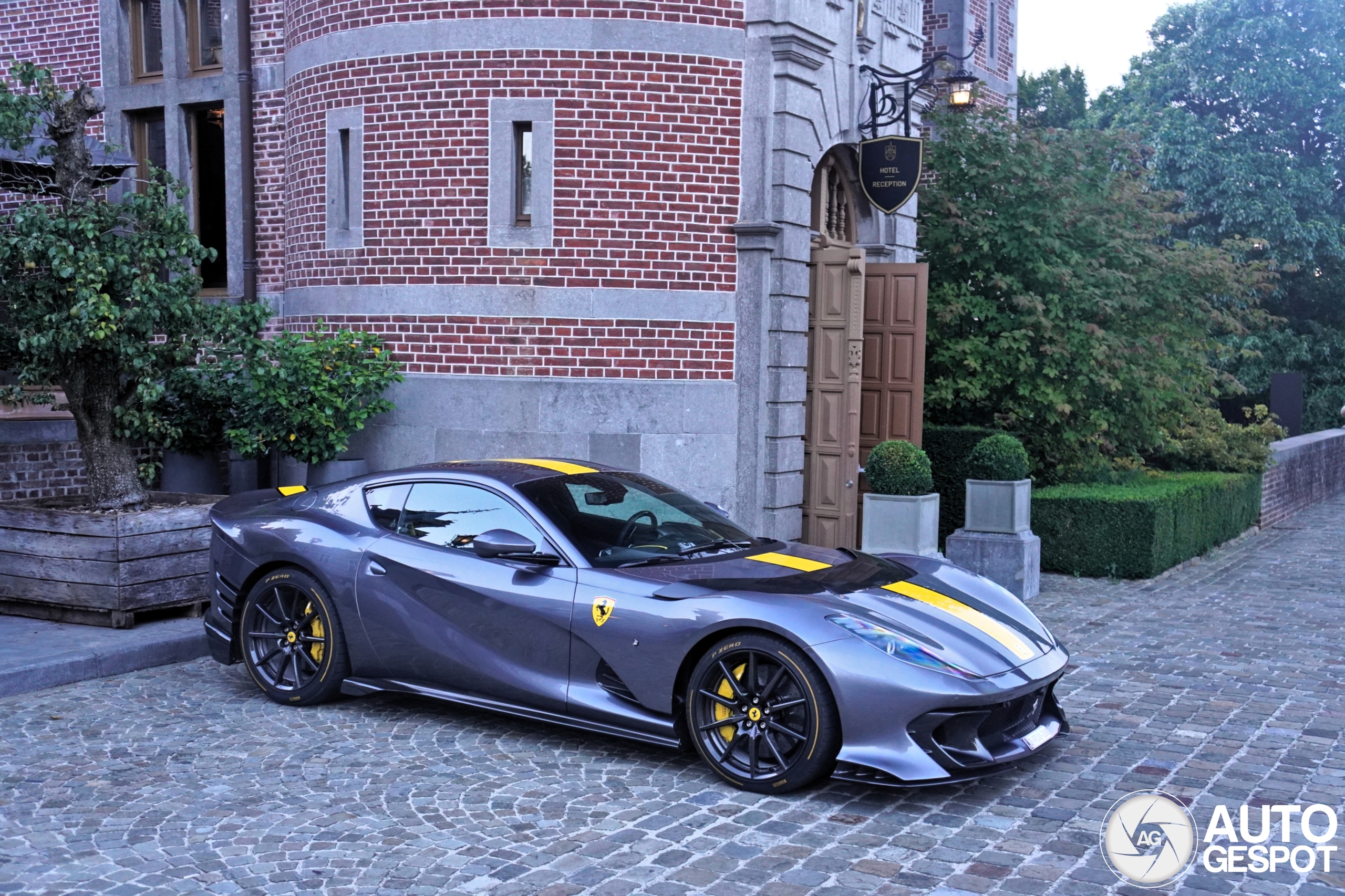 Ferrari 812 Competizione