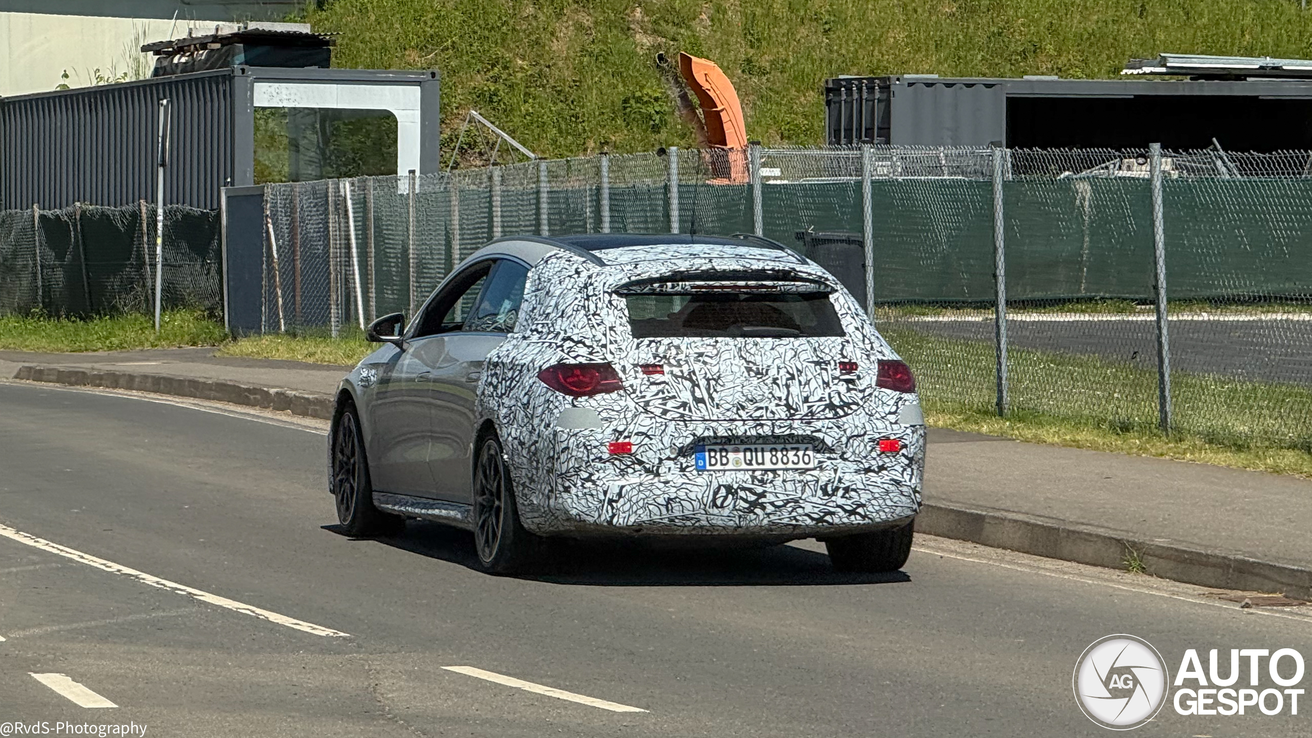 Mercedes-amg cla ev shooting brake x174