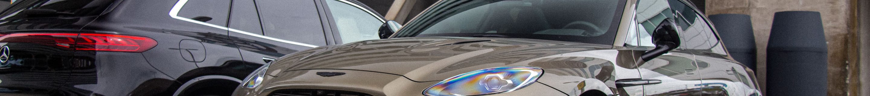 Aston Martin DBX707