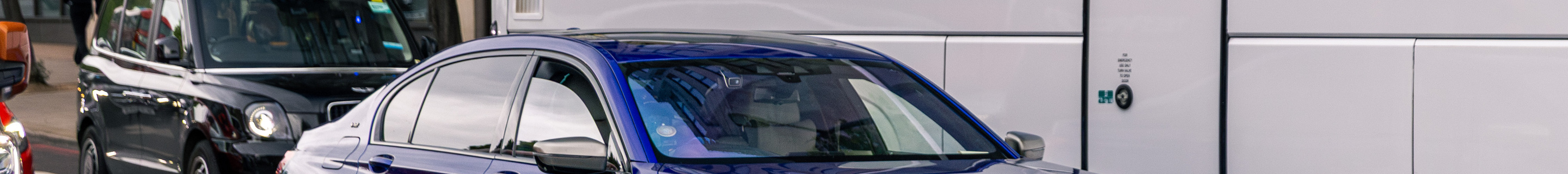 BMW M760Li xDrive