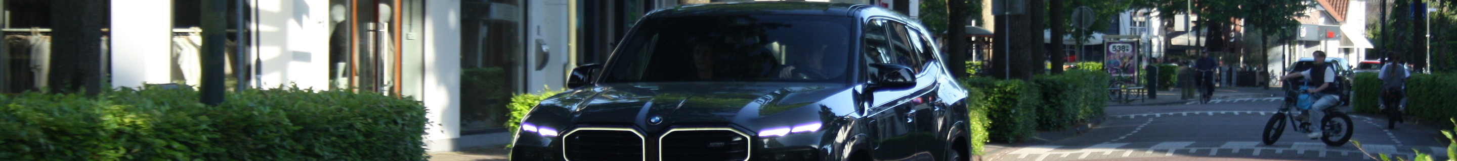 BMW XM G09