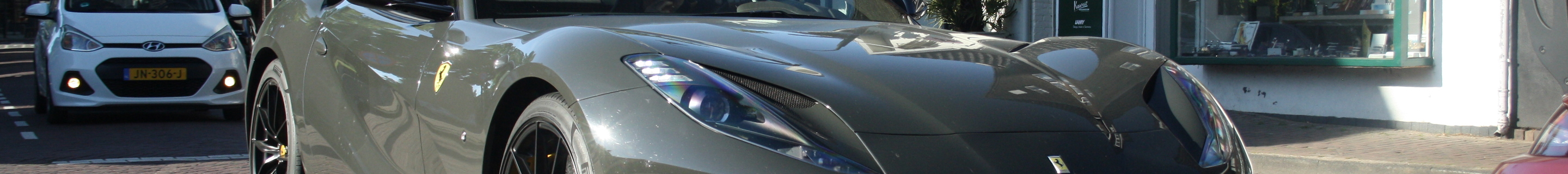 Ferrari 812 Superfast