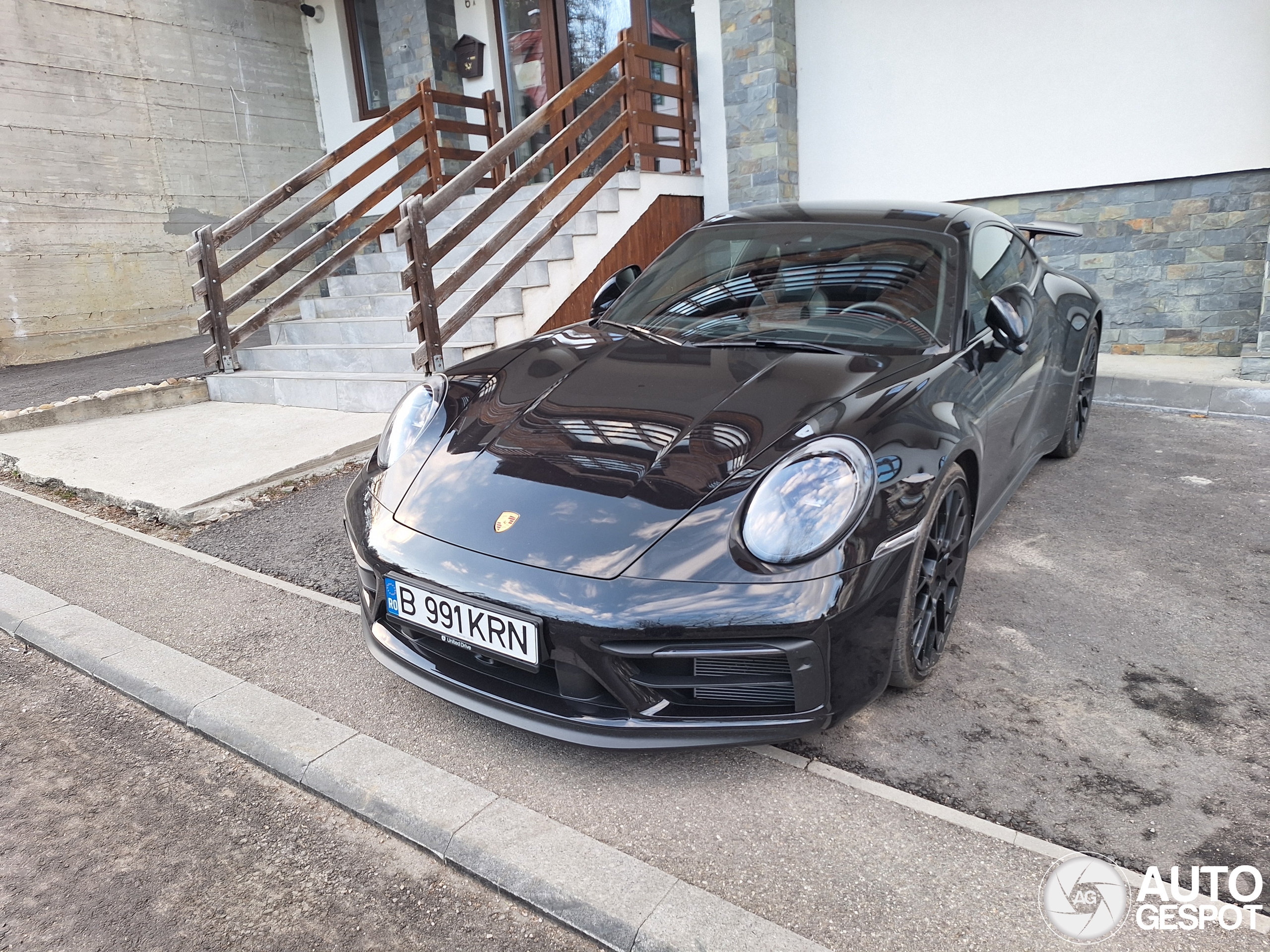 Porsche 992 Carrera 4 GTS MkI