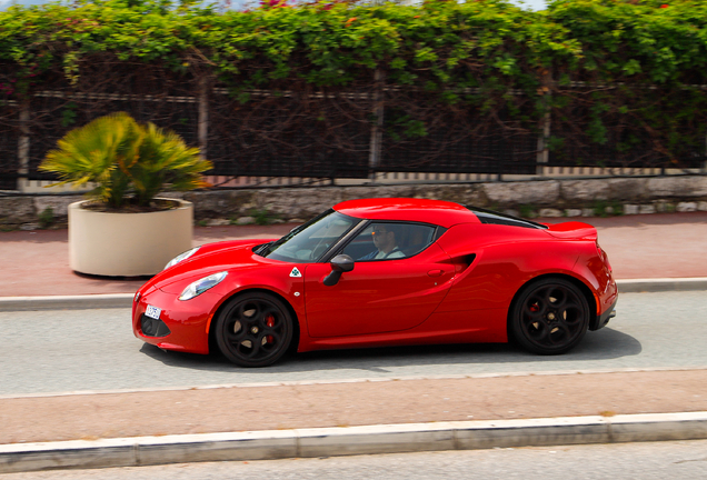 Alfa Romeo 4C Coupé