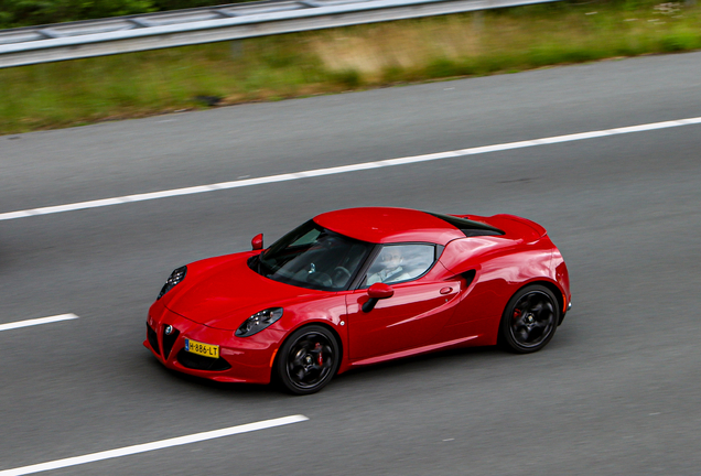 Alfa Romeo 4C Coupé