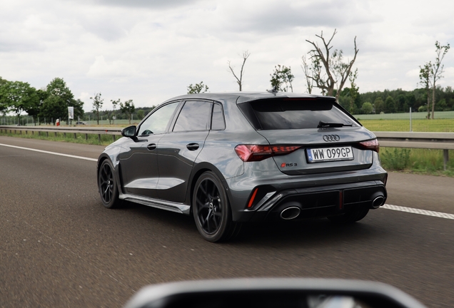 Audi RS3 Sportback 8Y 2025