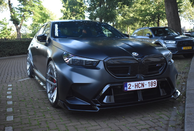 BMW M5 G90