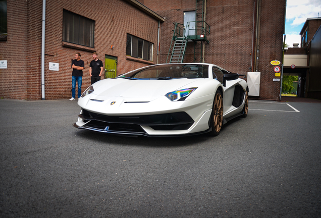 Lamborghini Aventador LP770-4 SVJ