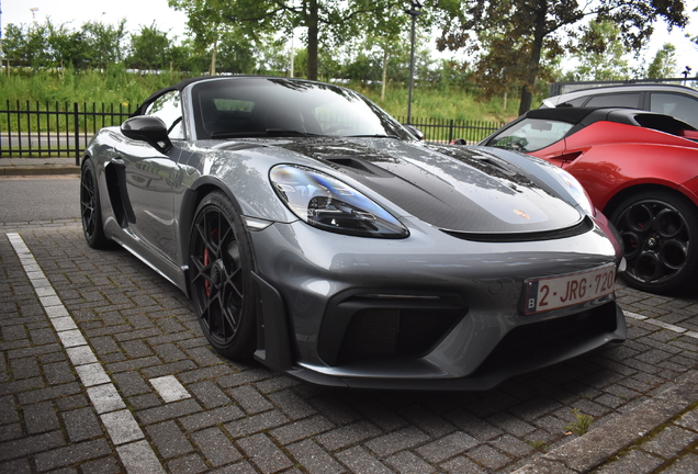 Porsche 718 Spyder RS Weissach Package