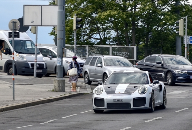 Porsche 991 GT2 RS Weissach Package