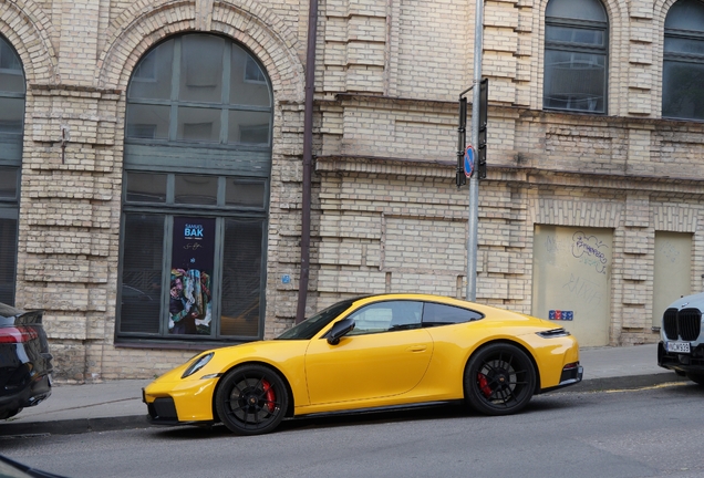 Porsche 992 Carrera 4 GTS MkII