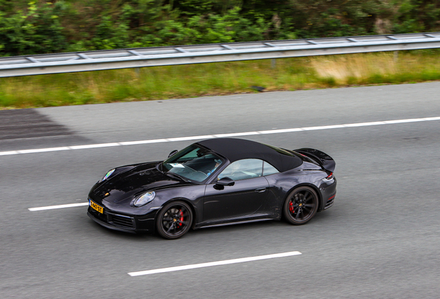 Porsche 992 Carrera 4S Cabriolet MkI