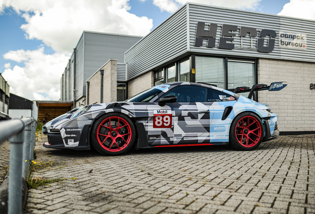 Porsche 992 GT3 RS MkI Weissach Package
