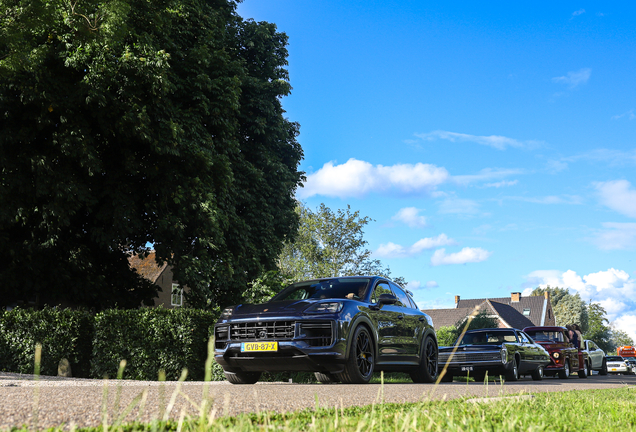 Porsche Cayenne Coupé Turbo E-Hybrid