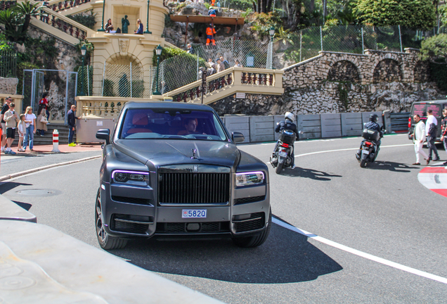 Rolls-Royce Cullinan Black Badge
