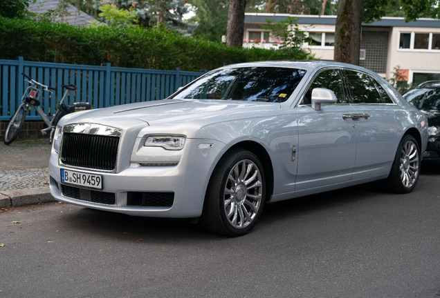 Rolls-Royce Ghost Series II Silver Ghost Collection