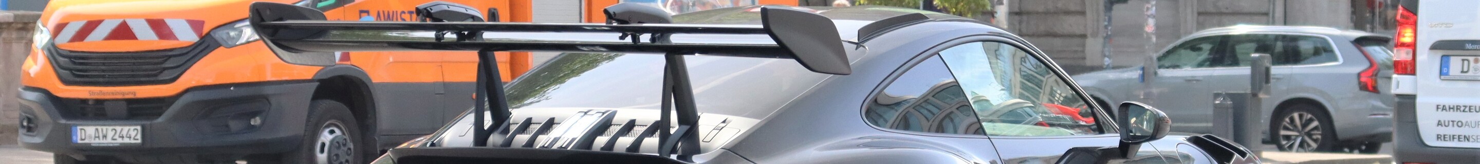 Porsche 992 GT3 RS MkI Weissach Package