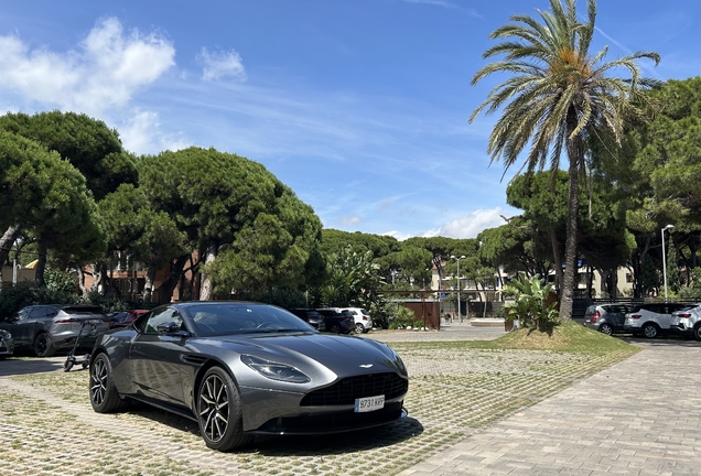 Aston Martin DB11 V8