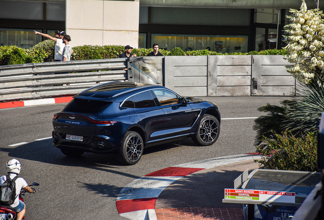 Aston Martin DBX