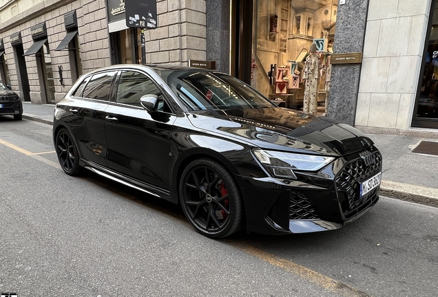 Audi RS3 Sportback 8Y 2025