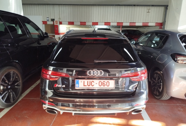 Audi RS4 Avant B9