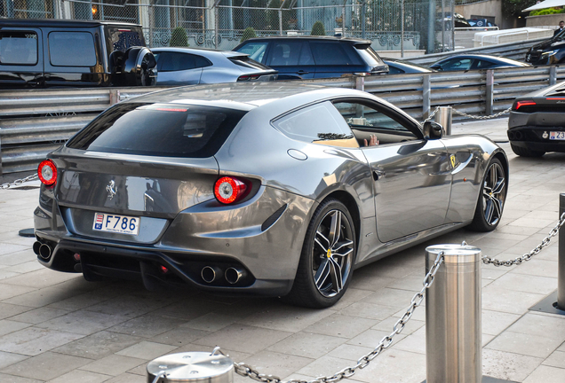 Ferrari FF