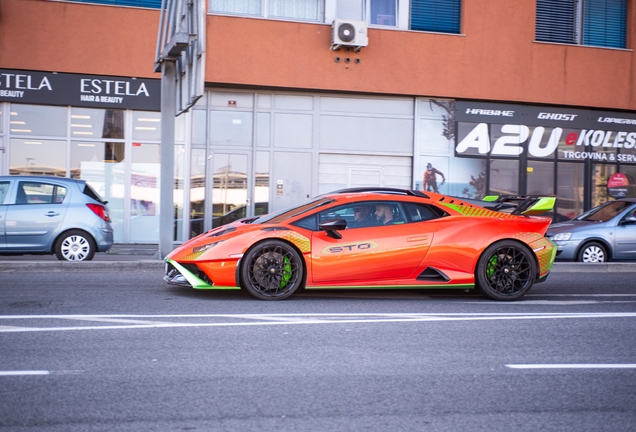 Lamborghini Huracán LP640-2 STO