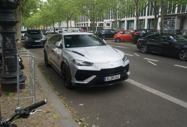 Lamborghini Urus Performante