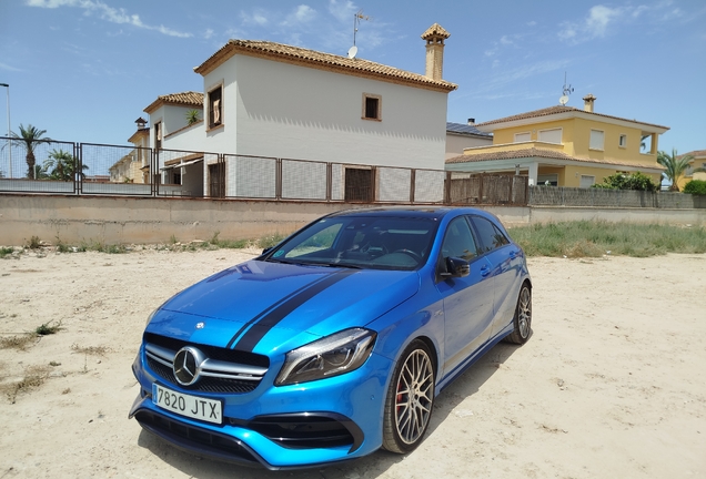 Mercedes-AMG A 45 W176 2015