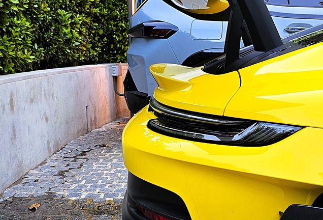 Porsche 992 GT3 RS MkI Weissach Package