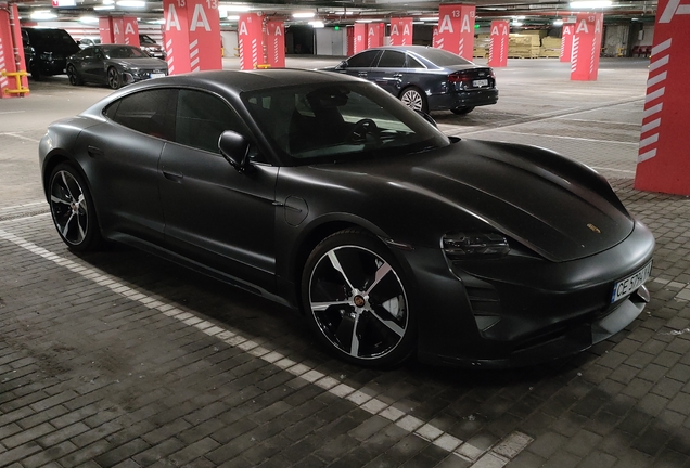 Porsche Taycan Turbo MkI
