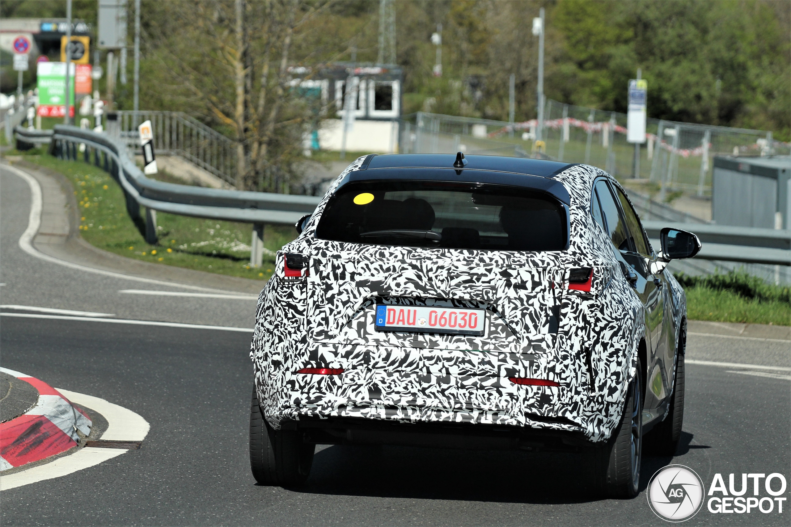 Lexus nx 2027