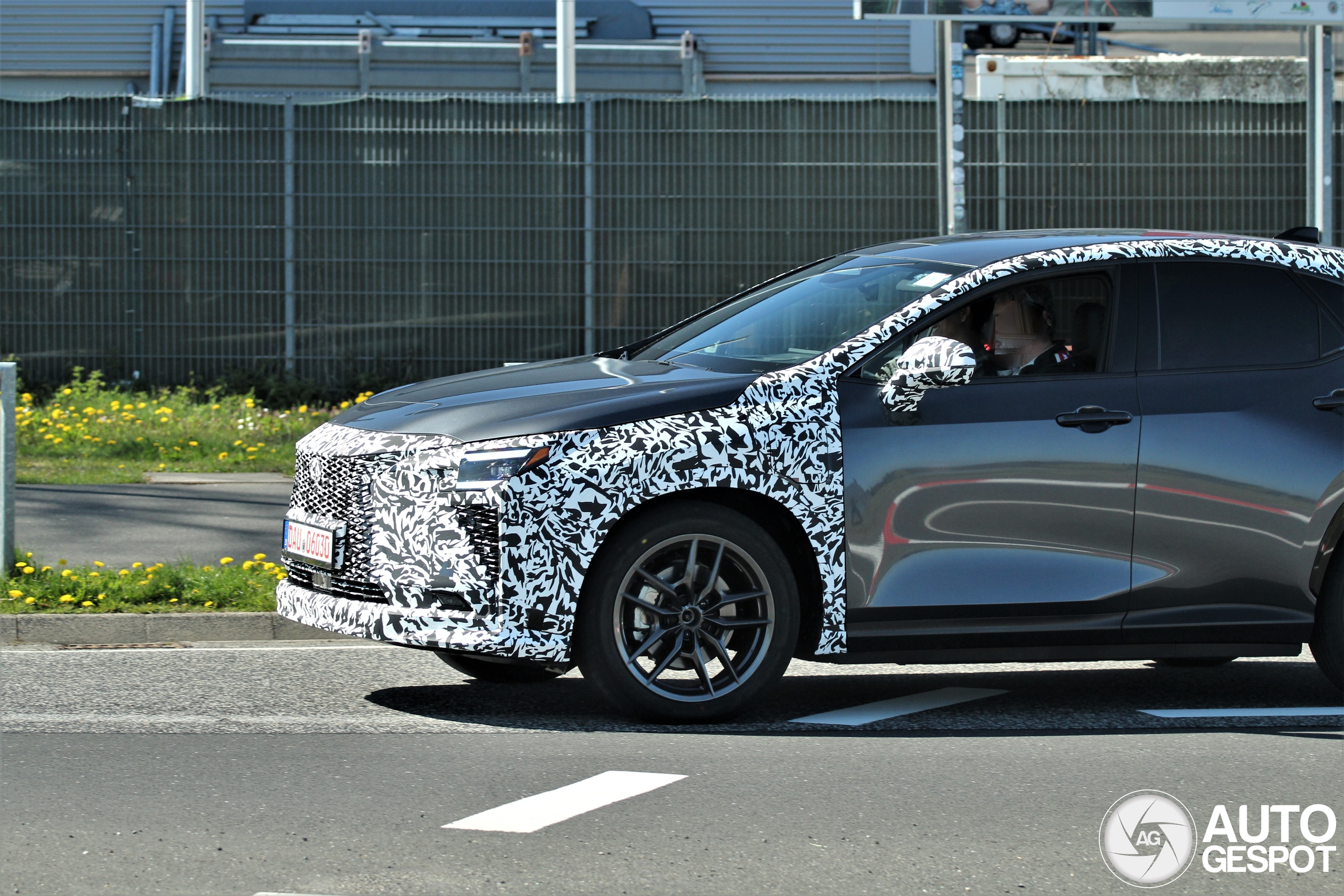 Lexus nx 2027